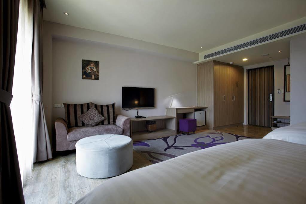 Micasa Hotel Taichung Exterior foto