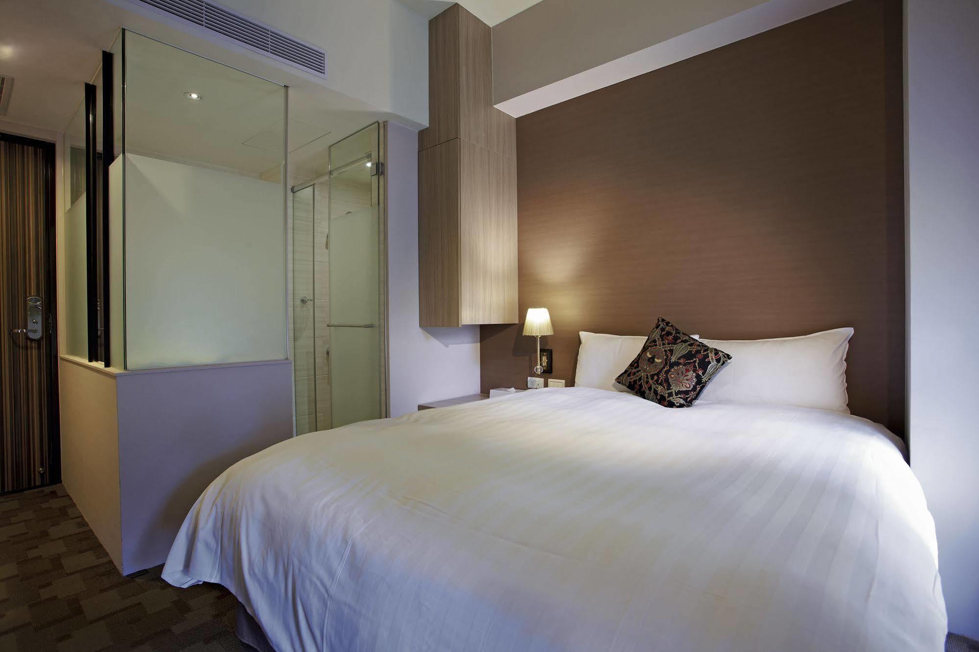 Micasa Hotel Taichung Exterior foto